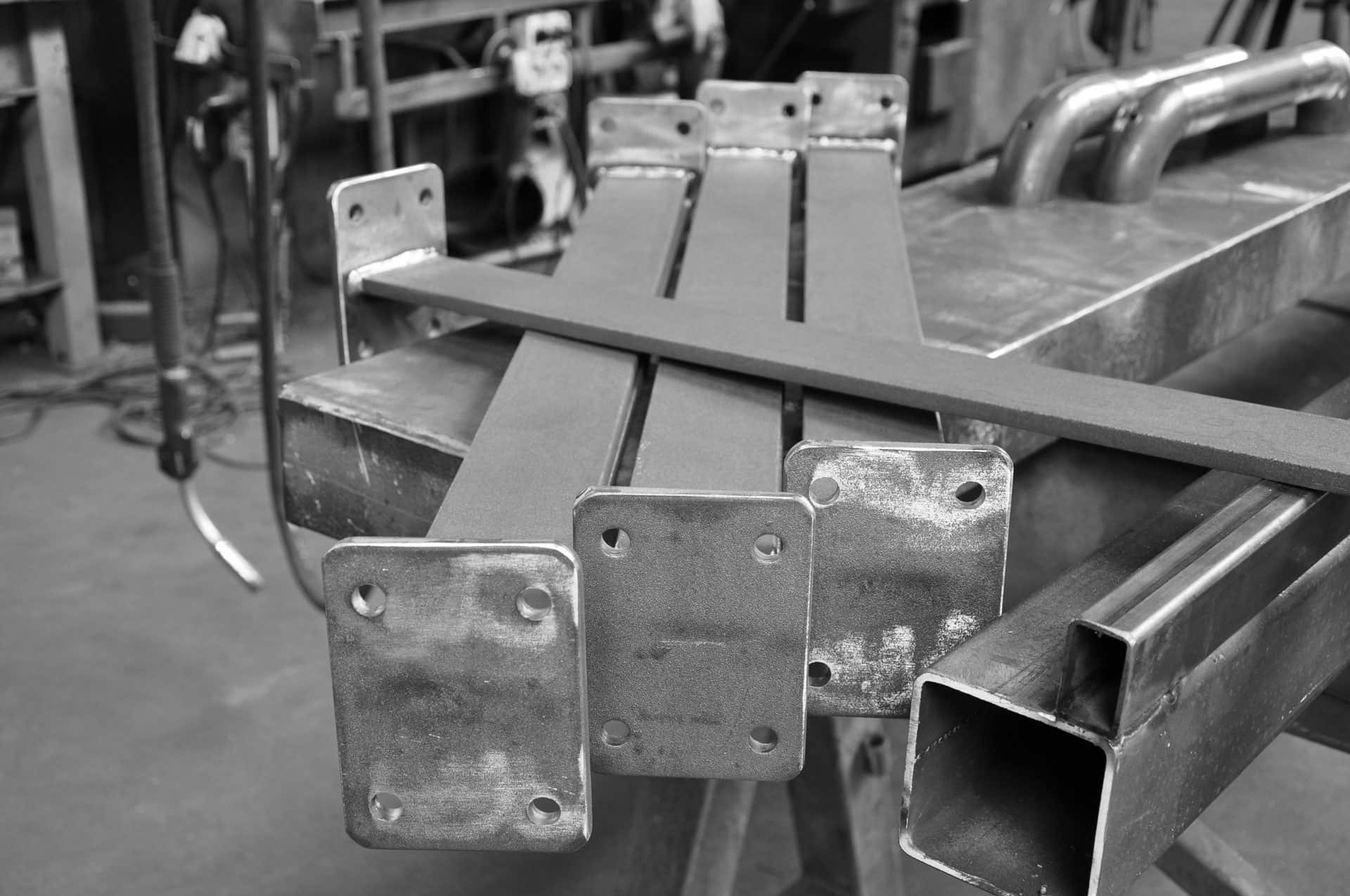 metalworks-min Metalen constructiedelen uitbesteden